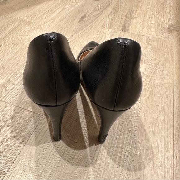 cole haan white heels SZ5.5 - Picture 4 of 4